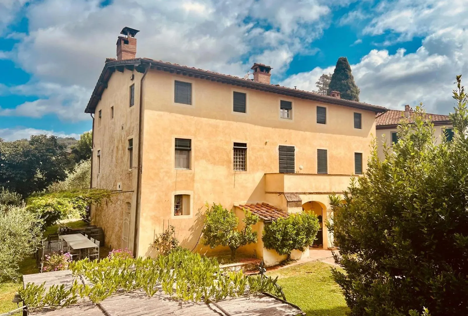 La Casa Di Francesca Tra Le Colline Di Lucca In Toscana